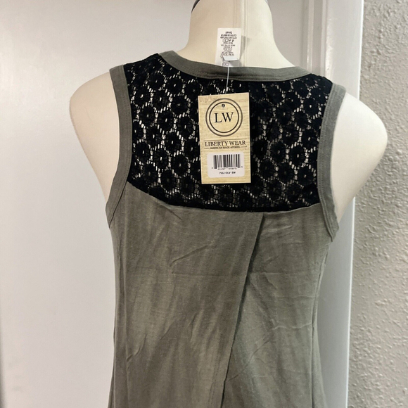 NWT  women’s Vneck Tank Open Back By Liberty Wear biker - Picture 11 of 12